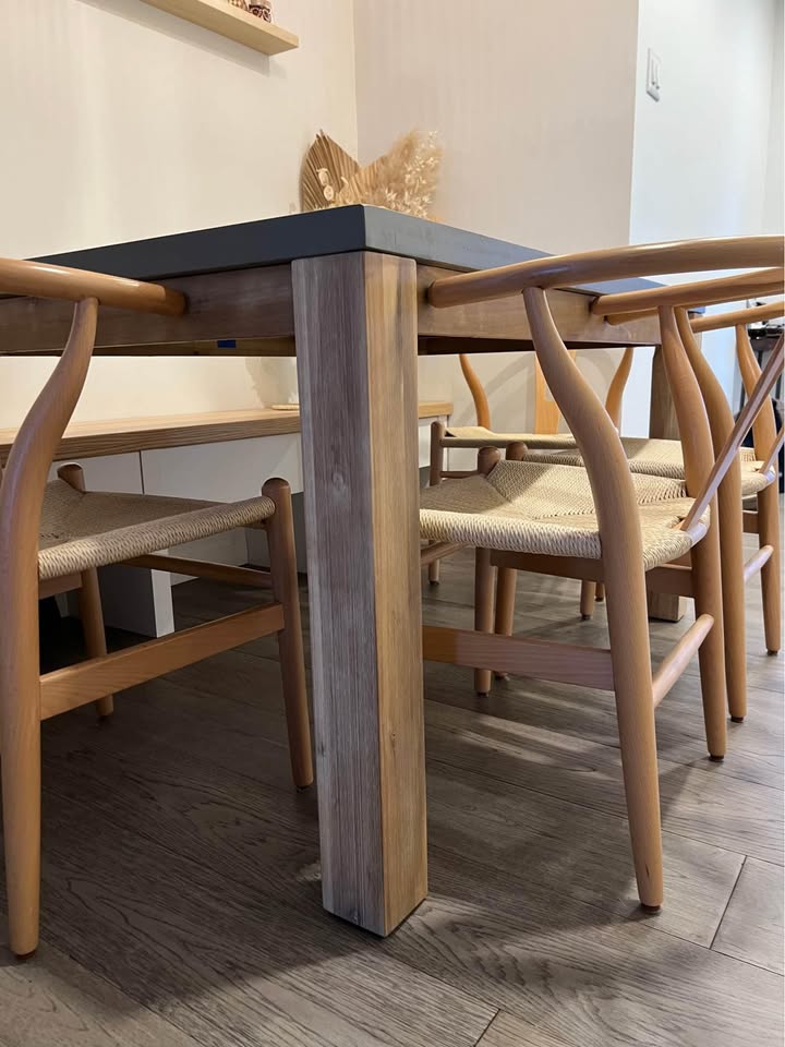 Concrete Dinning Table - photo 3