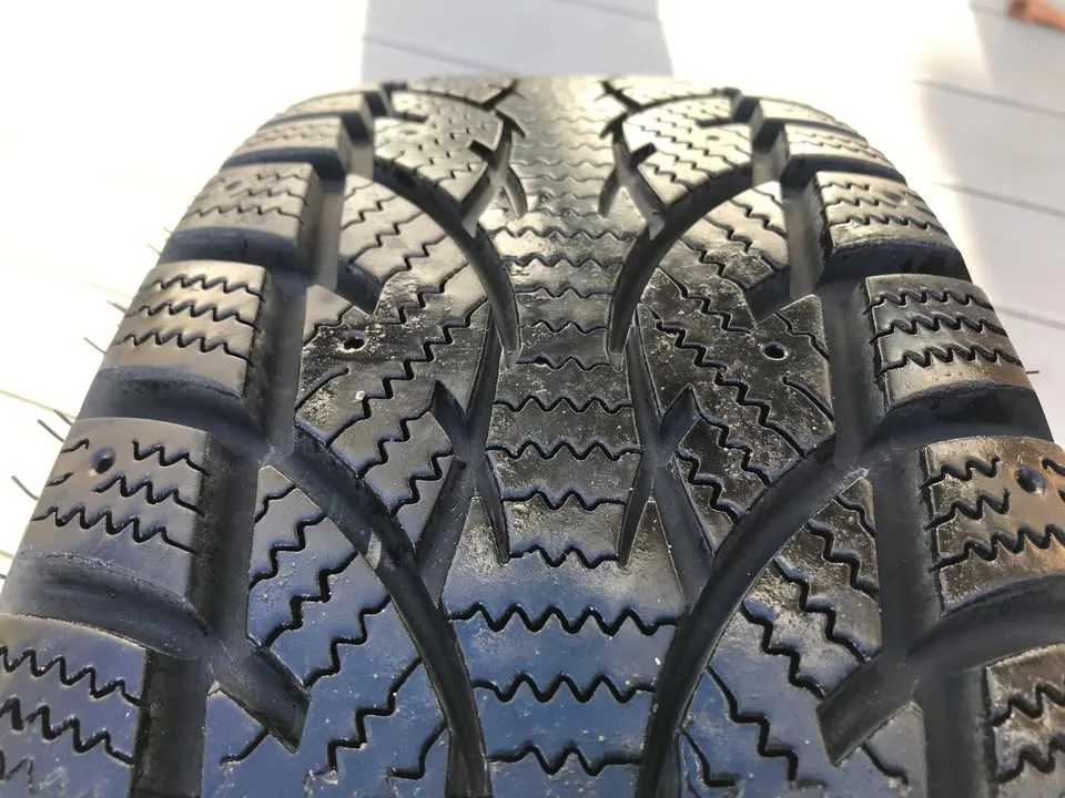 4 Winter Tires on Steel Rims (from Honda Element) image indicator(3)