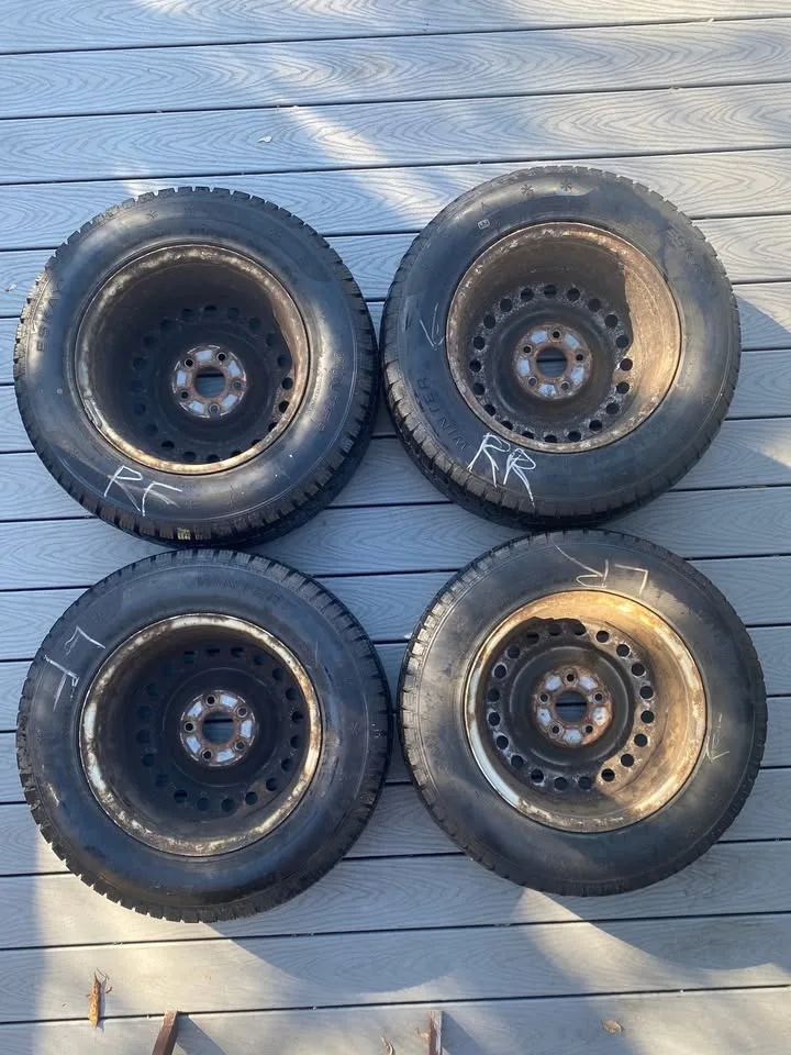 4 Winter Tires on Steel Rims (from Honda Element) image indicator(4)