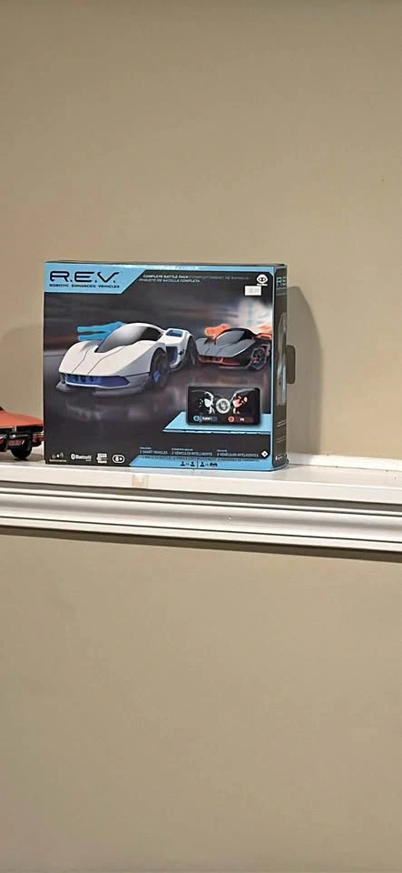WowWee R.E.V. (Robotic Enhanced Vehicles) Battle Pack