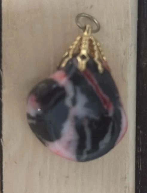 Vintage Beaded Necklace and Stone Pendant - photo 3