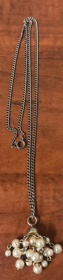 Silver-Tone Vintage Faux Pearl Tassel Pendant Necklace - photo 3