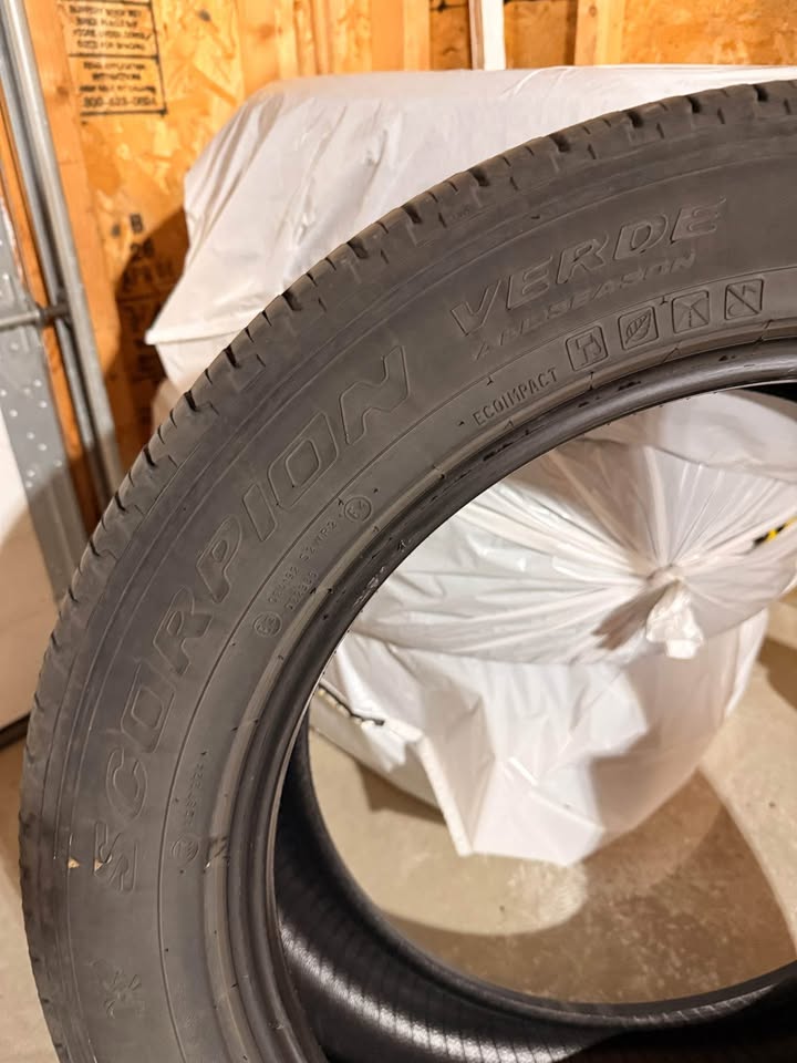 Pirelli 265/50/20 Tires - photo 2