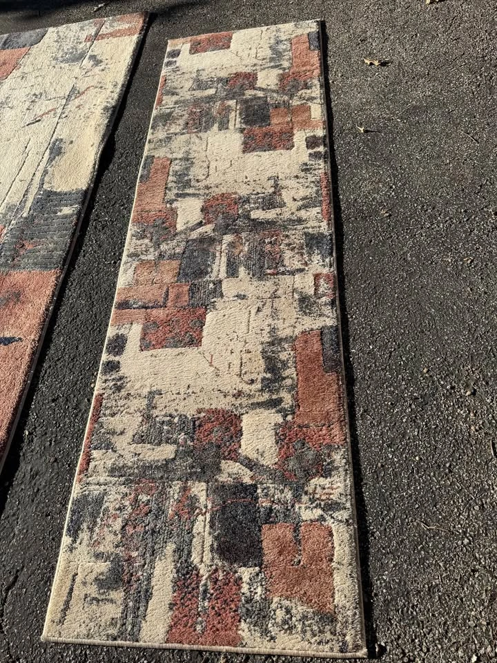 Large Area Rug 8x10 ($50), Runner 26”x88” ($20) - photo 4