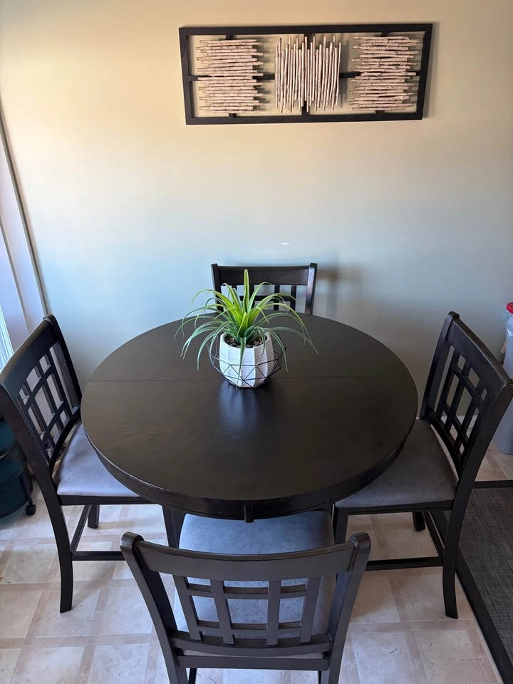 5-Piece Round Dining Set - photo 2