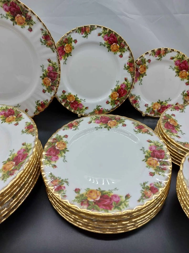 Royal Albert Old Country Roses Dinnerware Set Of 30 - photo 3
