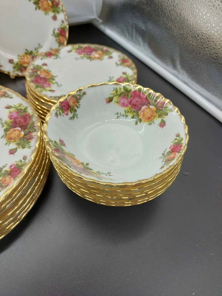 Royal Albert Old Country Roses Dinnerware Set Of 30 - photo 5