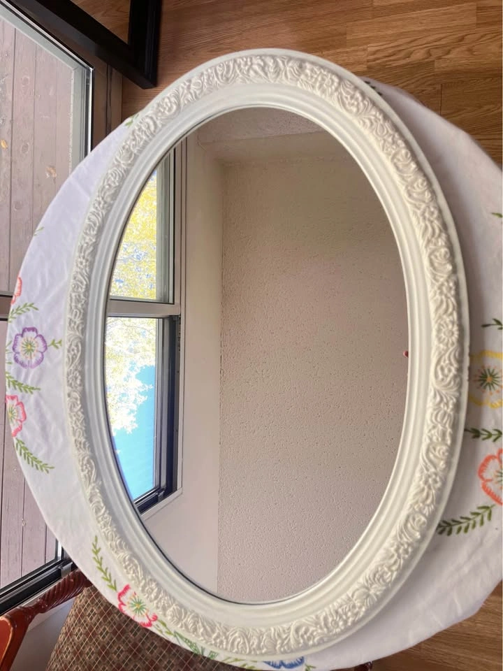 Vintage Oval Mirror, Ornate White Frame - photo 3