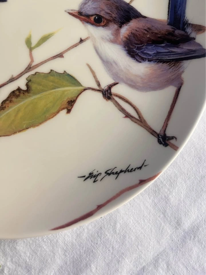 Maxwell & Williams Birds of Australia Plate with Glass Dome - photo 5