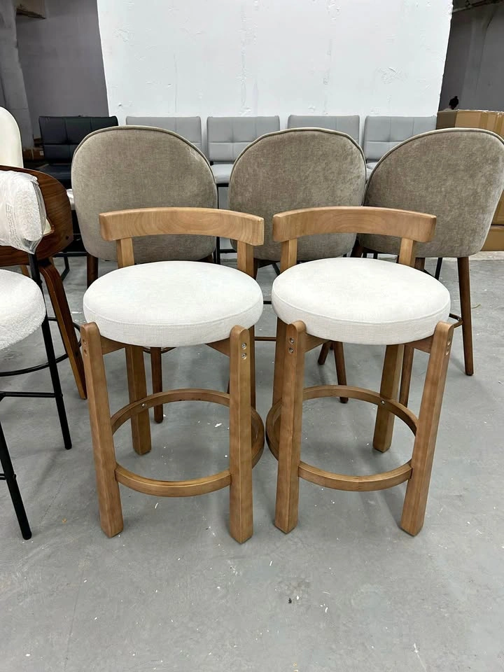 Mid-Century Modern Swivel Counter Stools – Set of 2