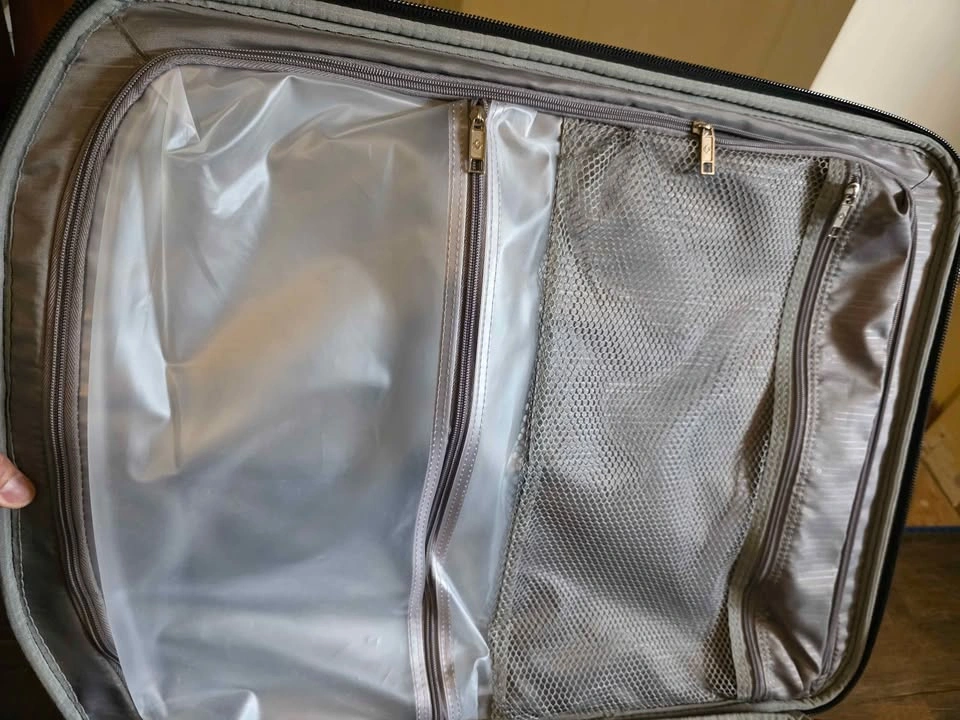 2 pieces Samsonite Crosslite luggage ( Large and carry on ) - photo 3