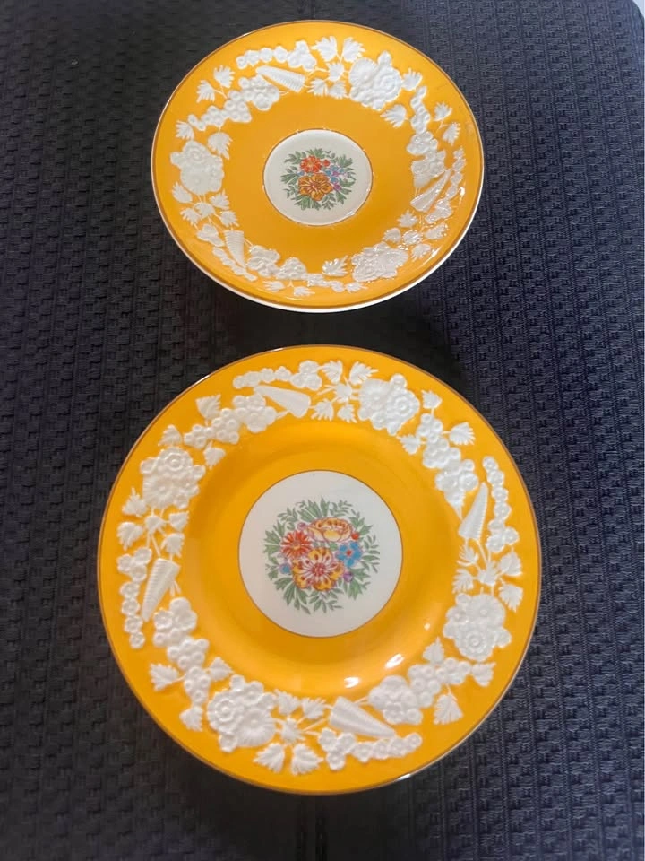 Antique George Jones & Sons “Rhapsody” China Plates - photo 3