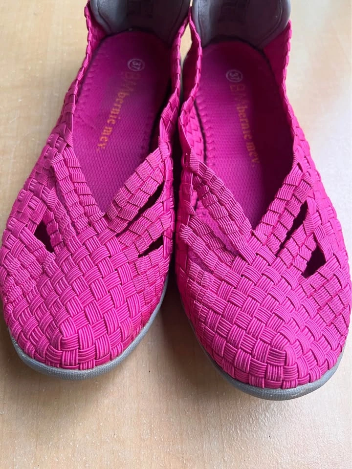👟 Bernie Mev Women’s Woven Slip-On Shoes — Hot Pink - photo 2