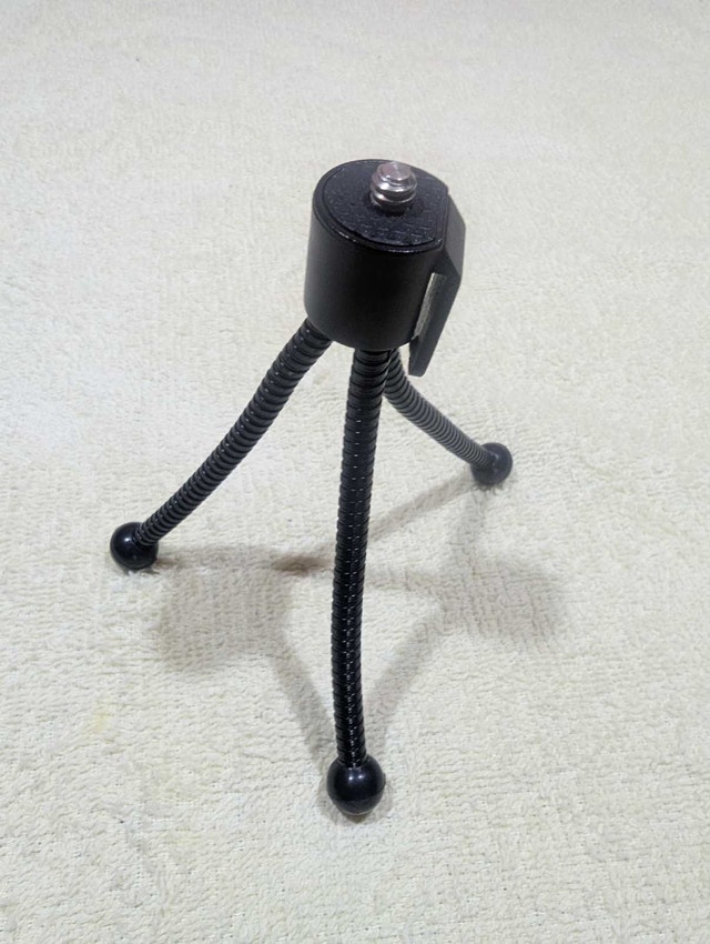 Small Tripod