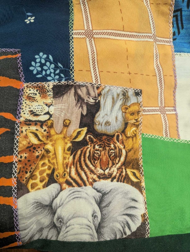 Twin-size patchwork quilt - photo 2