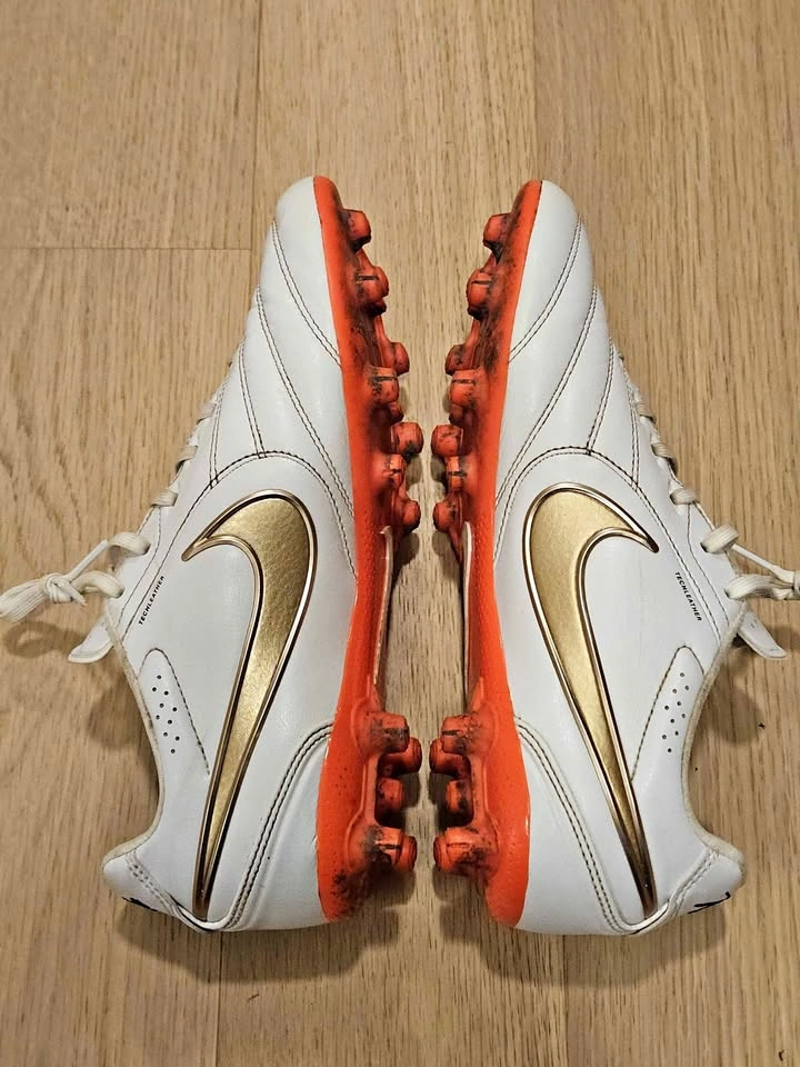 Nike Ligera Pro HG US9 / 270