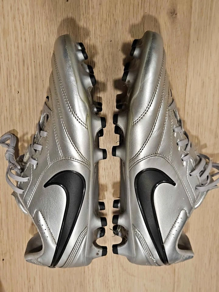 Nike Ligera pro fg silver us 9 / 270