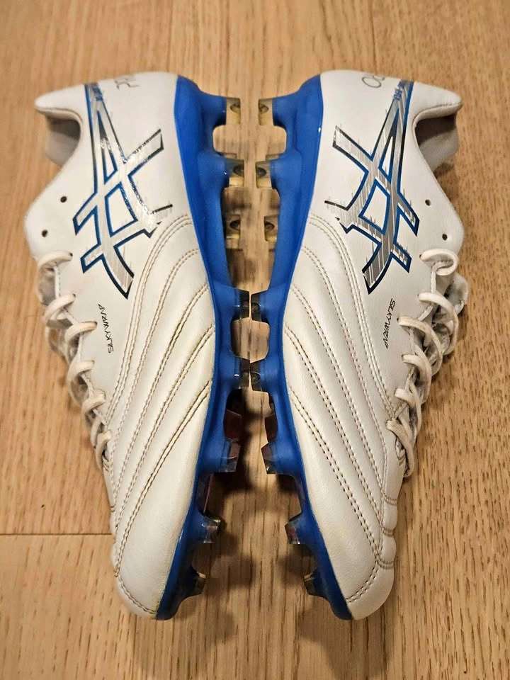 Asics X-fly pro 3 us9 / 270