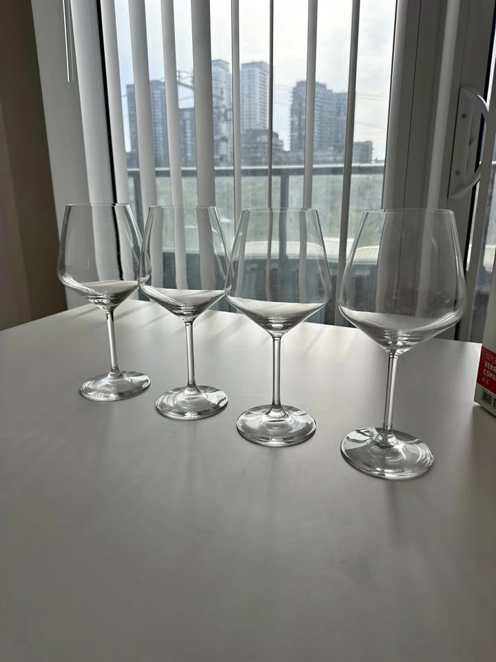 Set of 4 Spiegelau Burgundy Glasses with Box