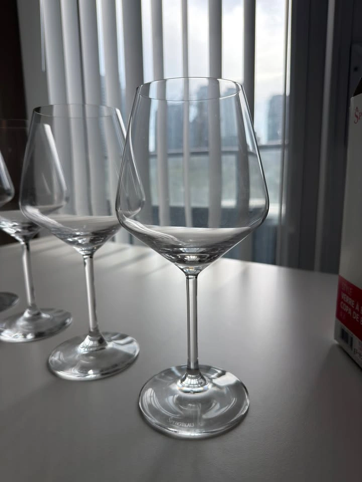 Set of 4 Spiegelau Burgundy Glasses with Box - photo 3