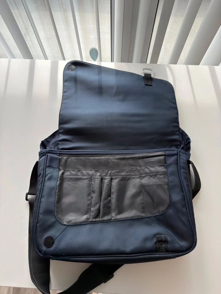 Google Crossbody Messenger Bag - Fits 16in Laptops - photo 5