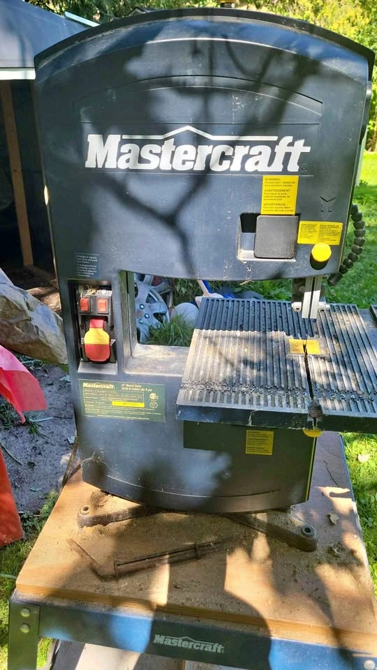 Mastercraft band saw 9 inch and stand