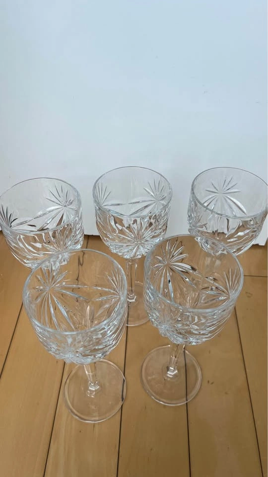 Set of 5 wine glasses - photo 4