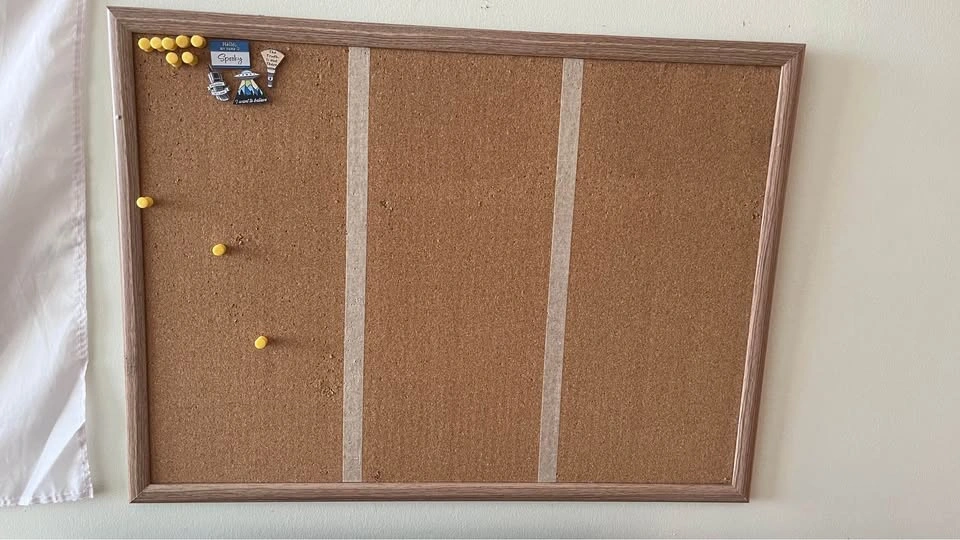 Cork notice board - photo 2