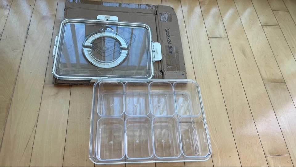 Brand new container snack box - photo 4