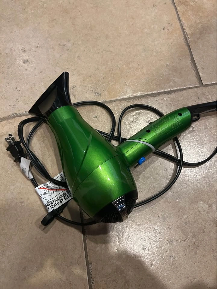 Infiniti Pro by Conair Emerald Green Hair Dryer - photo 2
