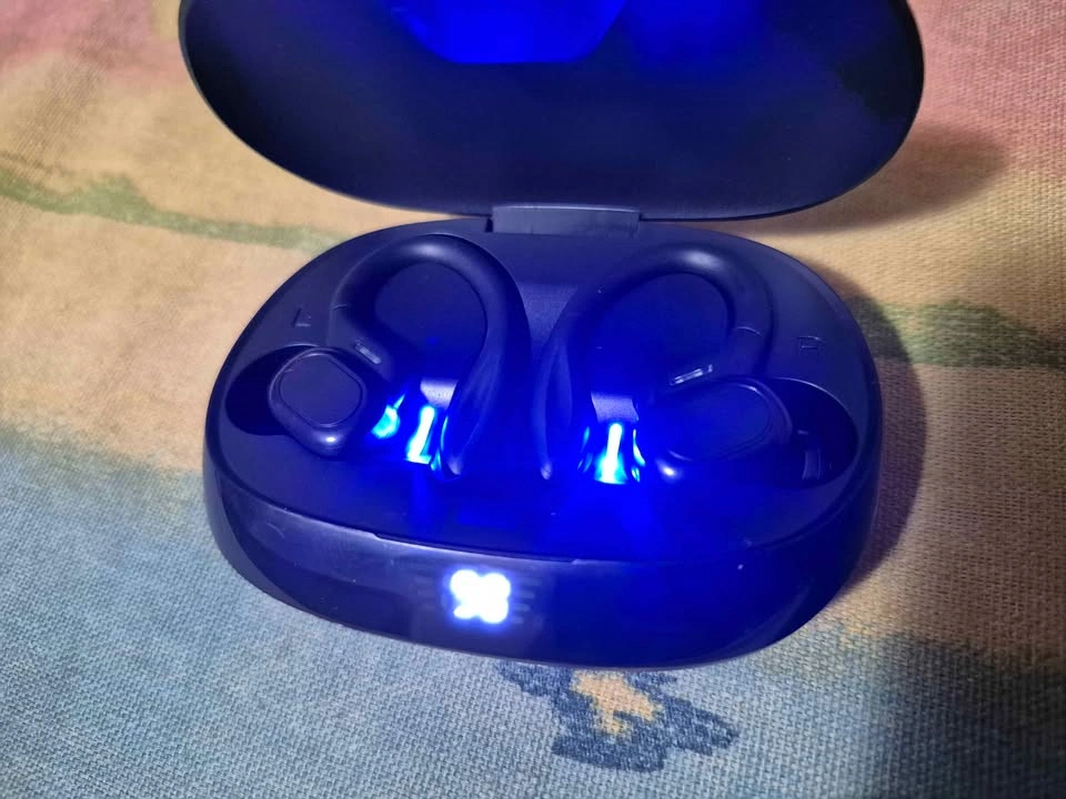 Wireless Headset earbuds - photo 2