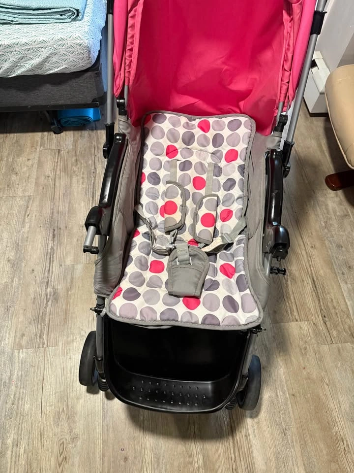 Babyhug Pink and Polka Dot Stroller - photo 5