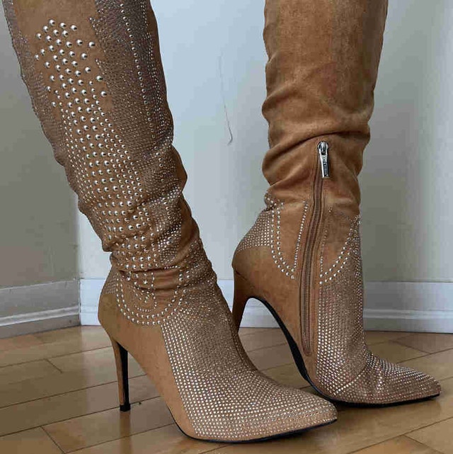 Sparkle cowboy boots Size 9