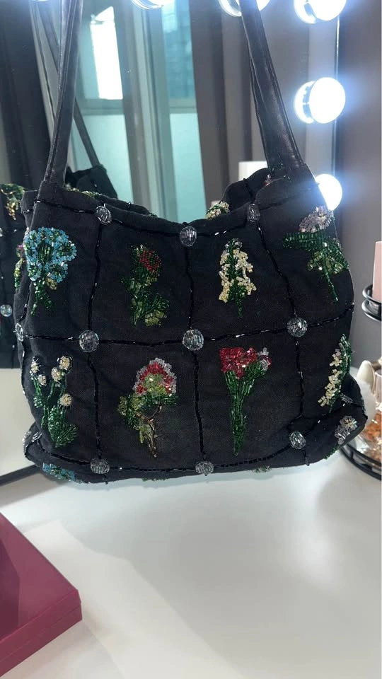 Hand-Embroidered Bag - photo 3