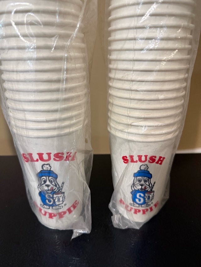 Slush Puppie and Molson Indy Paper Cups - photo 2