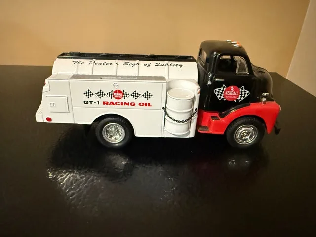 GMC Kendall Motor Oils Bank Truck - photo 4