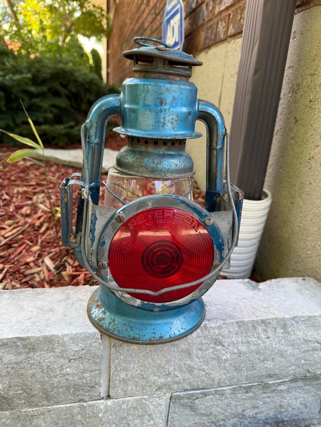 Peterson Vintage Oil Lantern