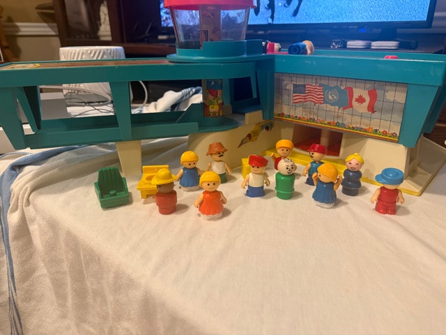 Fisher-Price Airport Playset - photo 4