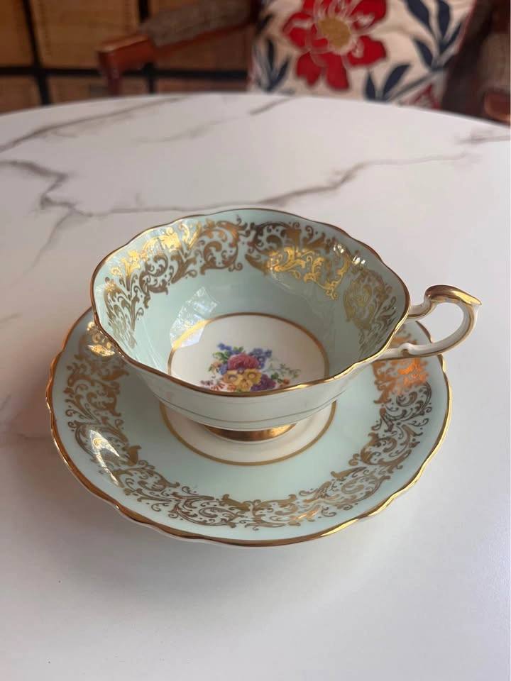 Vintage Paragon Fine Bone China Teacup & Saucer - photo 2