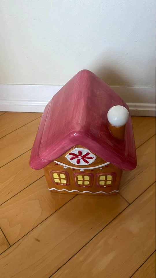 Brand New Ceramic Cookie Jar - photo 2
