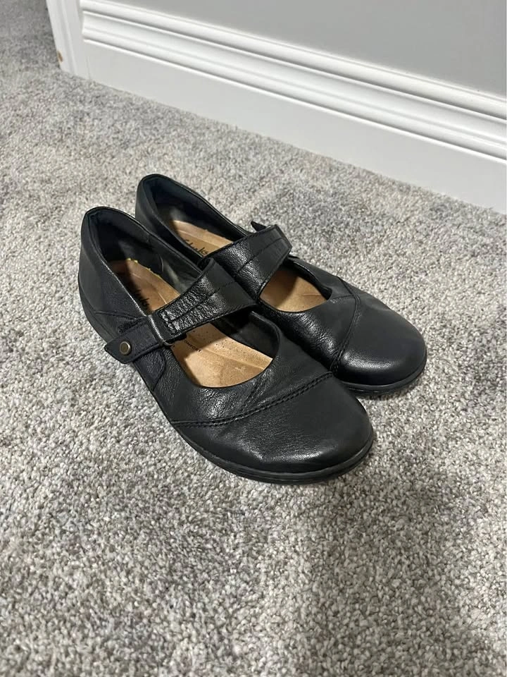 Black Clarks Collection Flats