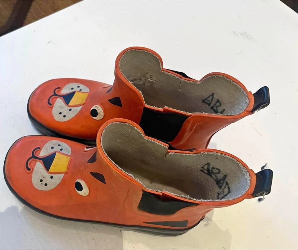 Tiger rubber boots, kids size 12