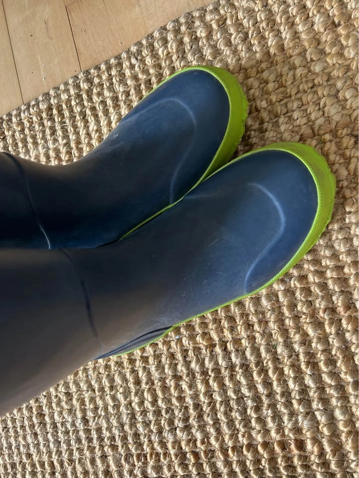 PRIME II Navy Green Rain Boots Size 4 - photo 2