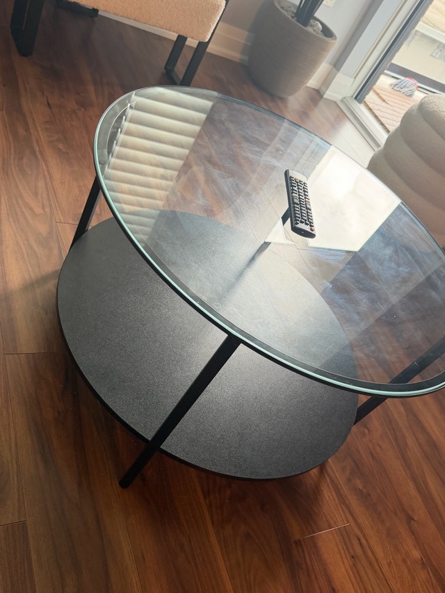 Round Glass Coffee Table - photo 2