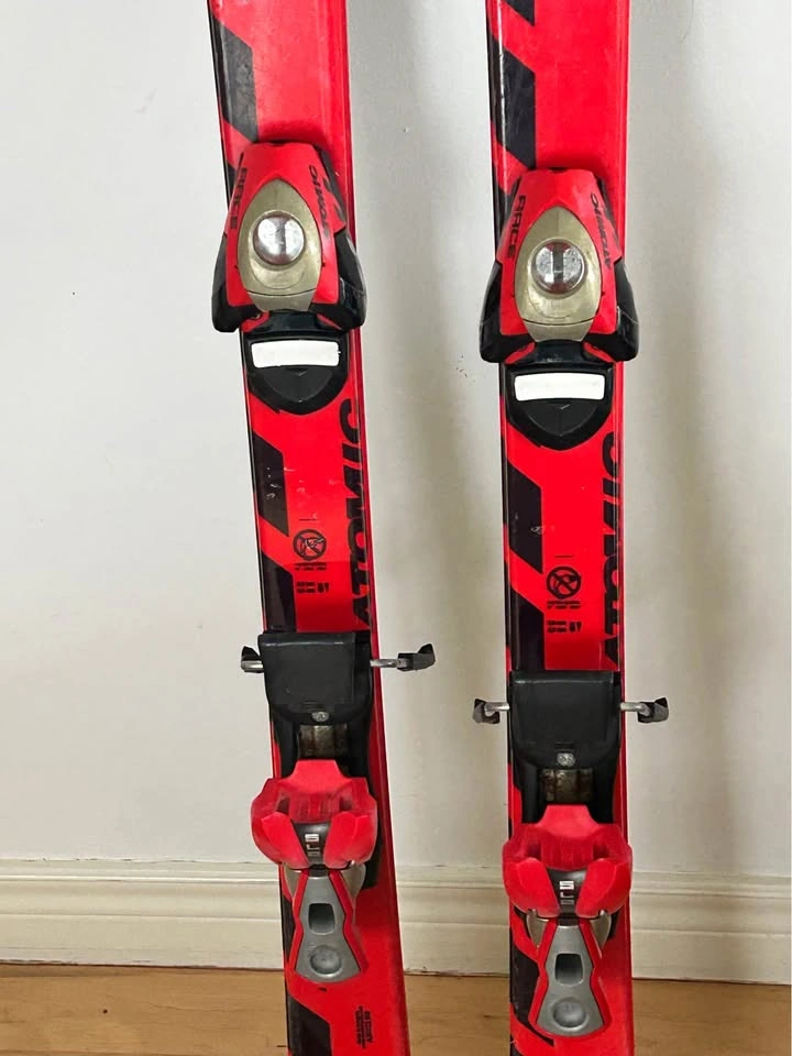 140 cm Atomic u alpine Skis - photo 2