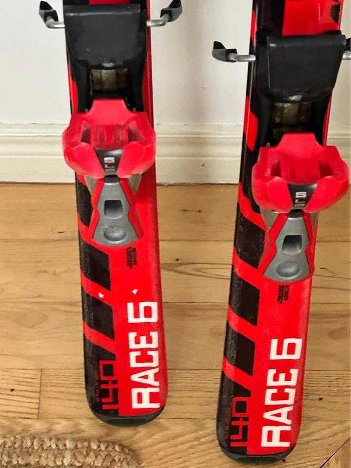140 cm Atomic u alpine Skis - photo 3