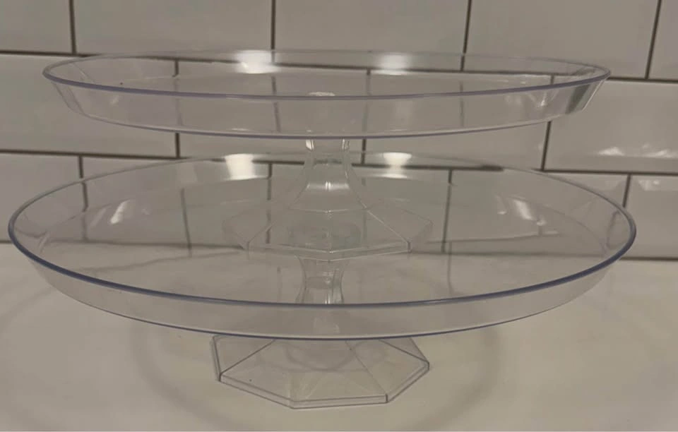 2 piece Clear cake or cupcake holder - photo 2
