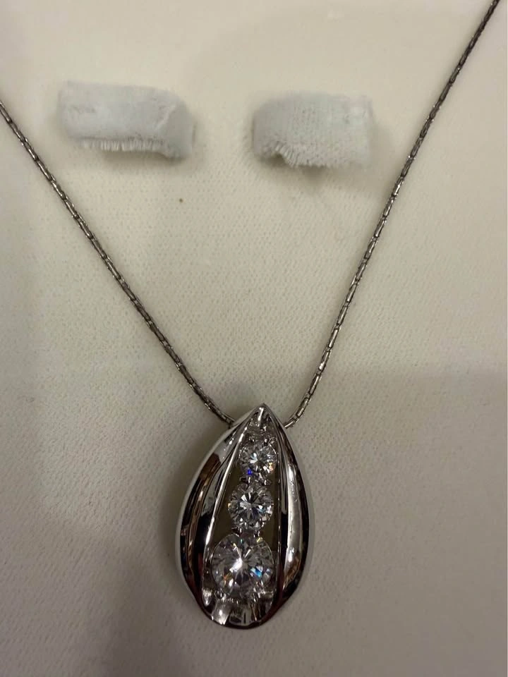 Fifth Avenue Necklace/Earring Pendat Set with 14kt post - photo 5