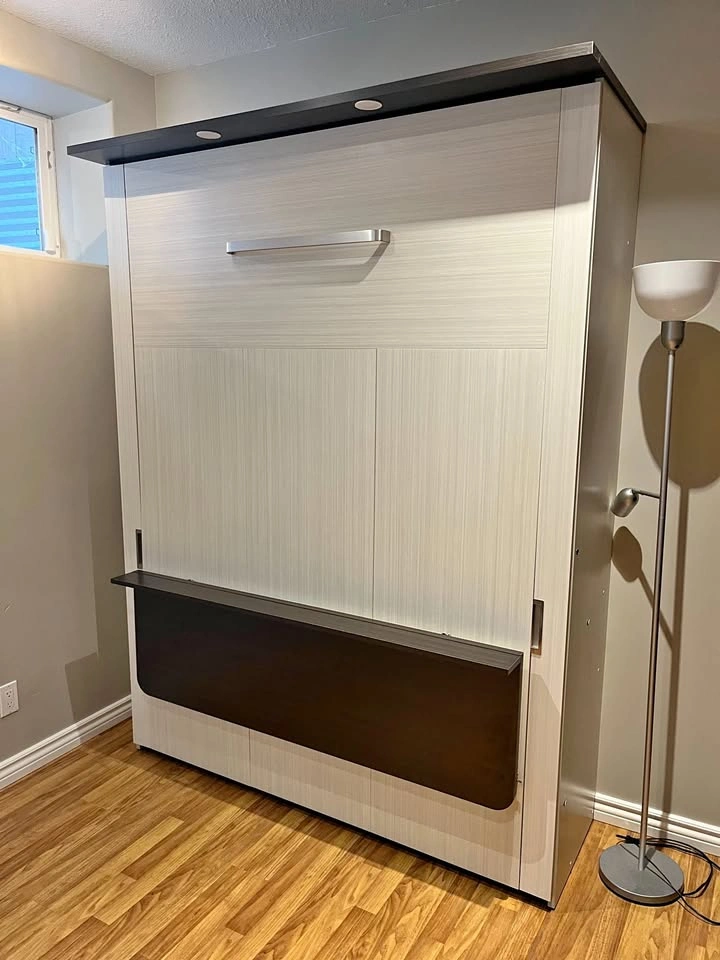 Murphy Bed With lighting and desk