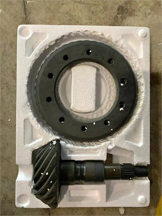 Motive Gear GM10-273 Ring and Pinion